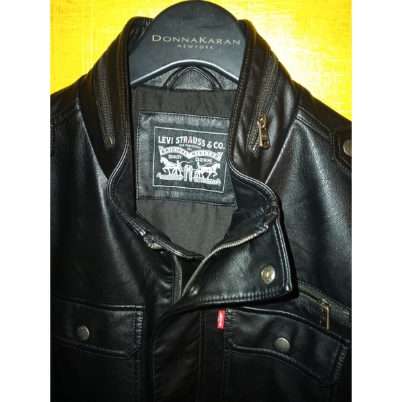LEVI'S MEN TRUCKER FAUX LEATHER JACKET - Picture 8 of 12